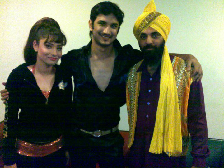 The late Sushant Singh Rajput with Master Suki from the Dholiz Malaysia